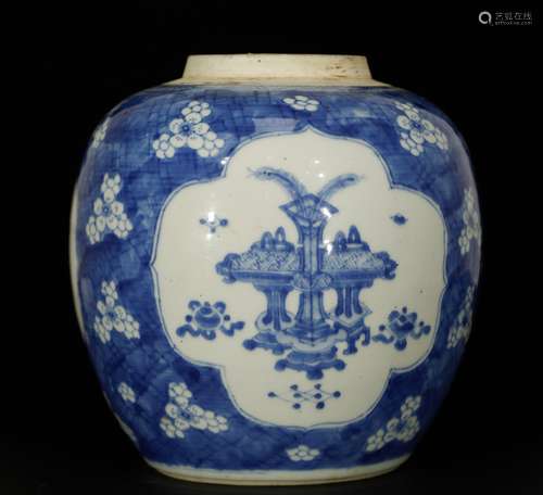 Chinese Blue/White Porcelain Jar