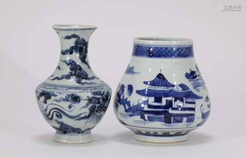 2 Pieces of Chinese Blue/White Porcelain Vases