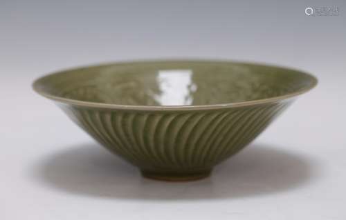 Chinese Long Quan Style Bowl