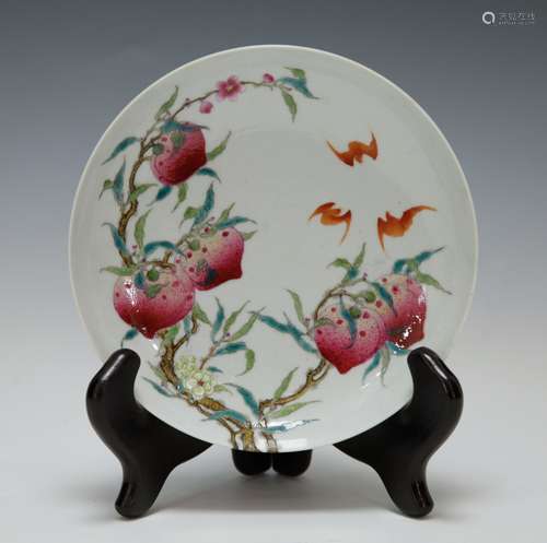 Chinese Porcelain Famille Rose Dish