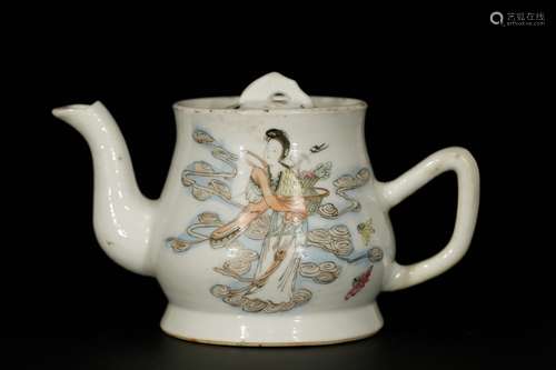 A Chinese Porcelain Teapot