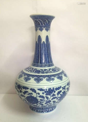 Chinese Blue/White Porcelain Vase, Marked