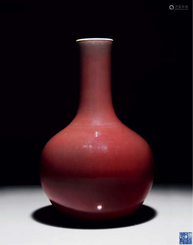 清代 祭红釉天球瓶