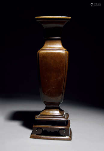 清代 铜四方花瓶