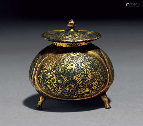 清早期 铜鎏金錾花鸟纹小炉