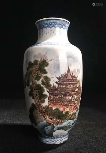 Chinese Famille Rose Porcelain Vase