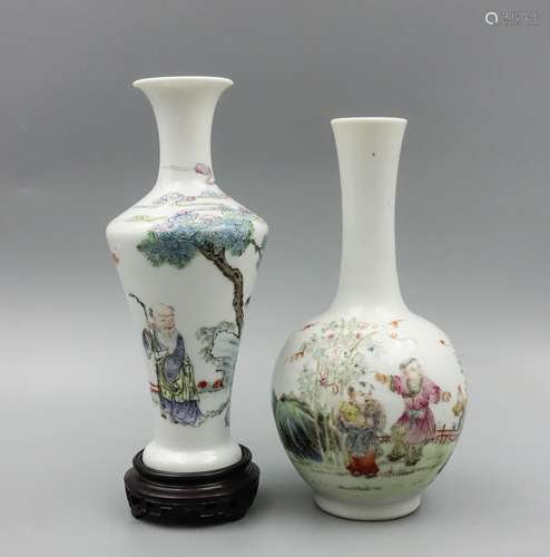 2 Chinese Famille Rose Flower Vases