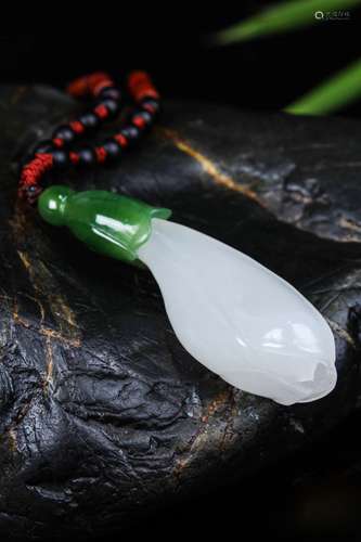 Chinese Hetian White Jade Flower Pendant