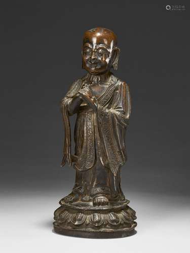 STATUETTE DE   LUOHAN EN BRONZE, CHINE, DYNASTIE MING, XVIIe SIÈCLE  