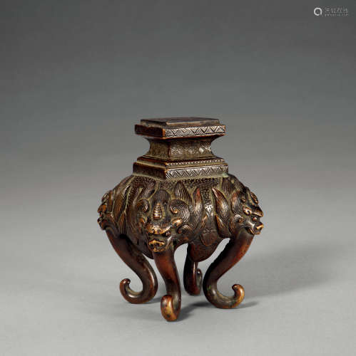 昭和时期 铸铜兽纹铜台