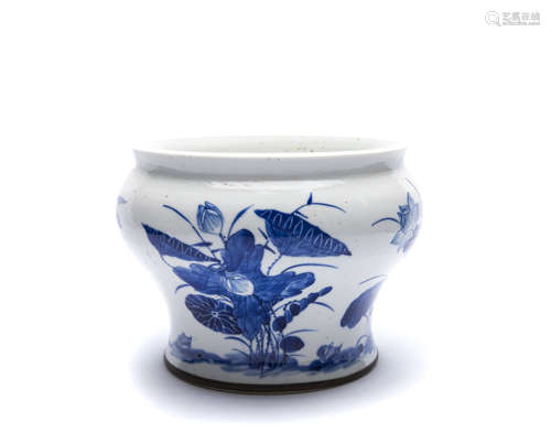 A Chinese Blue and White Porcelain Brush Washer