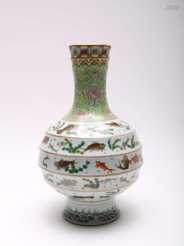 A Chinese Famille Rose Porcelain Vase