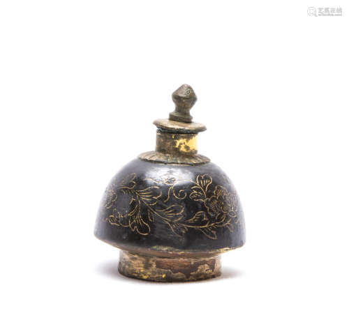 A Chinese Bronze Snuff Bottle