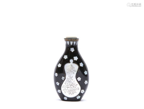 A Chinese Lacquered Snuff Bottle Inlaid Shell