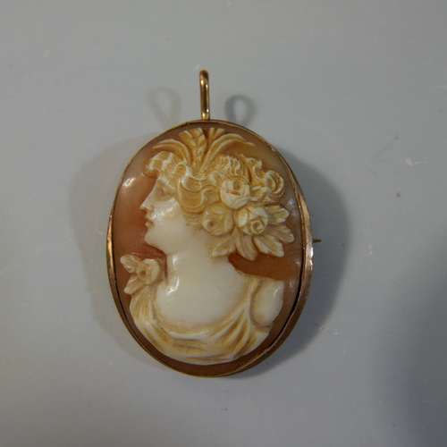 10K GOLD ANTIQUE CAMEO PENDANT - 7.5 GRAMS