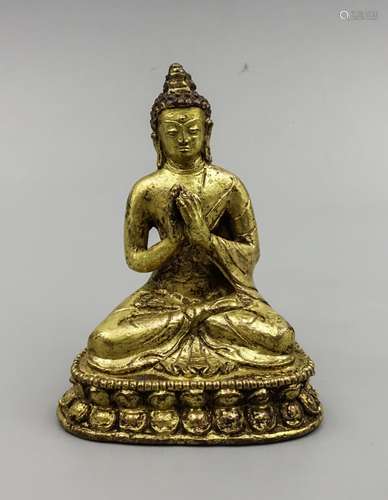 CHINESE GILT BRONZE FIGURE OF BUDDHA