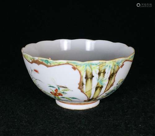 CHINESE FAMILLE ROSE PORCELAIN BOWL