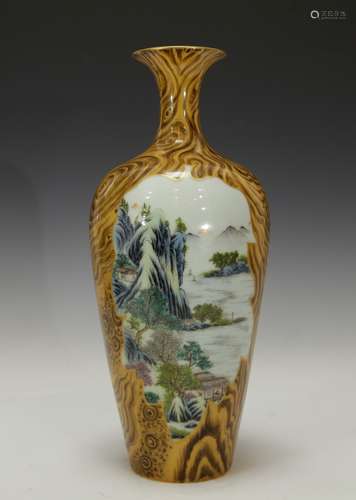 Chinese Famille Rose Porcelain Vase of Landscape