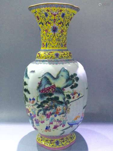 Chinese Famille Rose Yellow Glazed Porcelain Vase