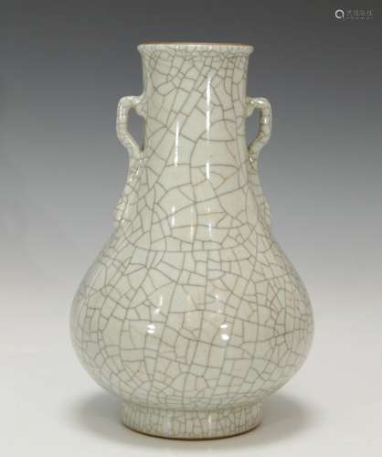 Chinese Ge Style Vase