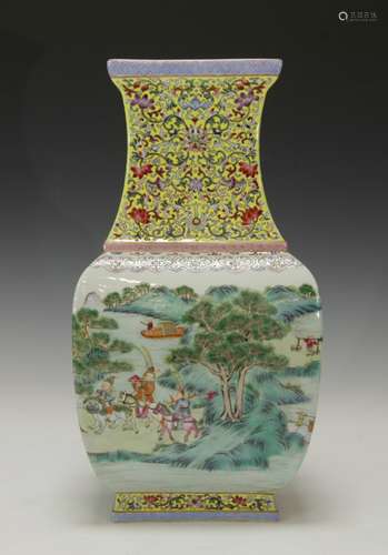 Chinese Porcelain Yellow Glazed Vase