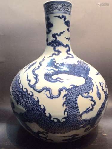 Chinese Ming Style Blue/White Dragon Vase