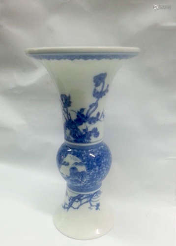 Chinese Blue/White Porcelain Gu Vase