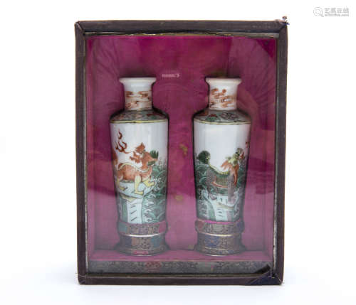 A Pair of Chinese Famille Rose Porcelain Vases