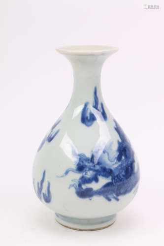 A Chinese Blue and White Porcelain Vase