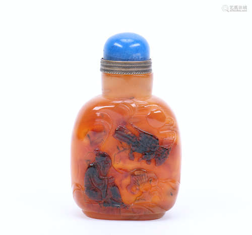 A Chinese Agate Snuff Bottle