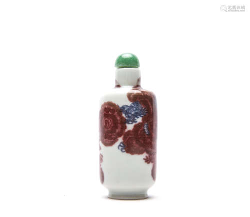 A Chinese Porcelain Snuff Bottle