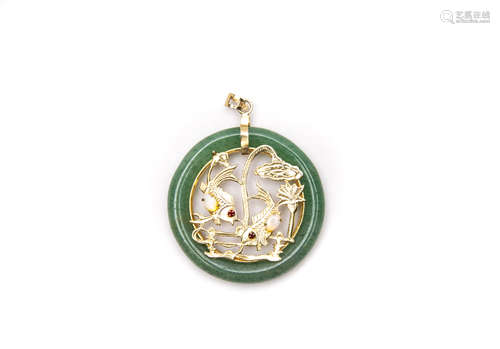 A Chinese Jade and Gold Pendant