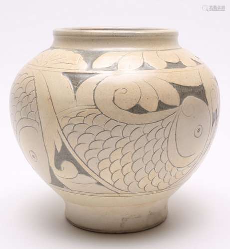 Chinese Cizhou Porcelain Jar.