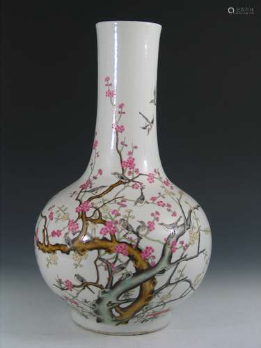 Chinese Famille Rose Porcelain Vase, Qianlong Mark, 19th Century.