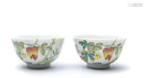 Pair of Chinese Famille Rose Porcelain Bowls