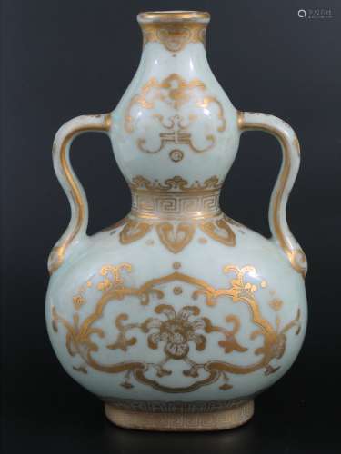 Chinese Gilted Porcelain Vase, Qianlong Mark.