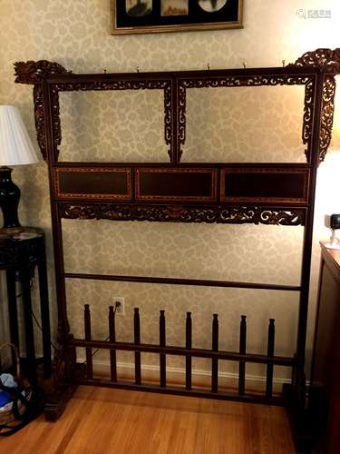 Chinese Rose Wood Cloth Rack