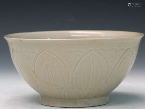 Chinese Ding Ware Porcelain Bowl