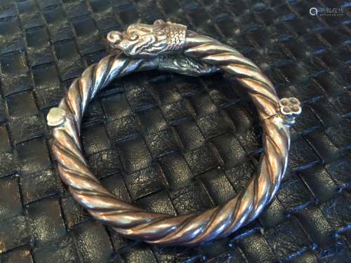 Antique Silver Twisted Dragon Head Bracelet