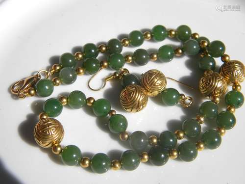 Set of Green Nephrite Jade Necklace and Earrings