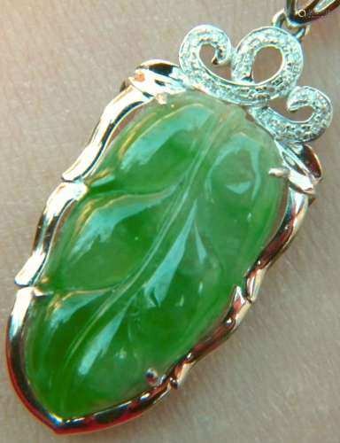 18K White Gold Diamond Green Jadeite Leaf Pendant, tot