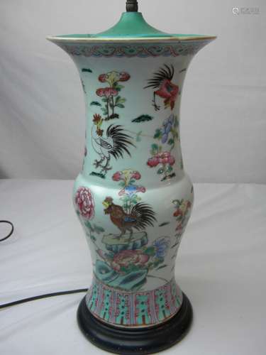 ANTIQUE CHINESE ROOSTER VASE