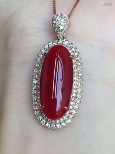 18K Gold Diamond Natural Red Coral Pendant