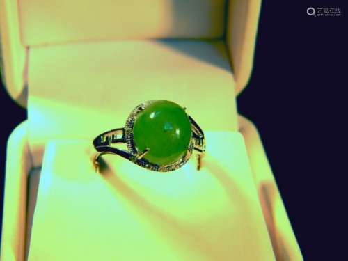 14K White Gold Diamond Natural Icy Green Jadeite Ring