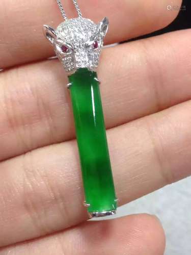 18K Gold Diamond Green Jadeite Pendant