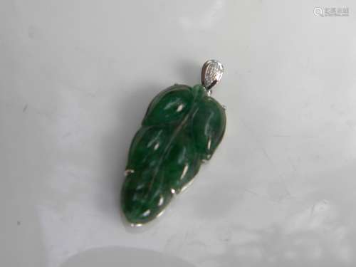 18K Gold Diamond Green Leaf Pendant