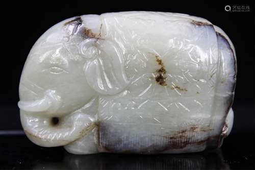 CHINESE JADE CARVED ELEPHANT