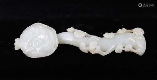 CHINESE WHITE JADE CARVED LINGZHI RUYI