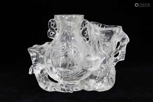 CHINESE CRYSTAL CARVED FLOWER VASE