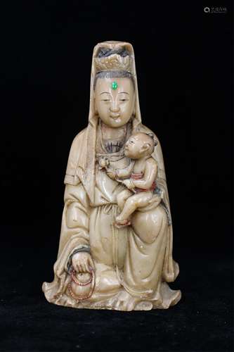 18TH CENTURY CHINESE SOAPSTONE FIGURE OF GUANYIN